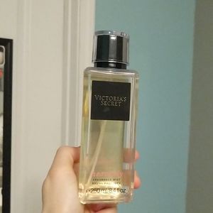 Victoria Secret purfume